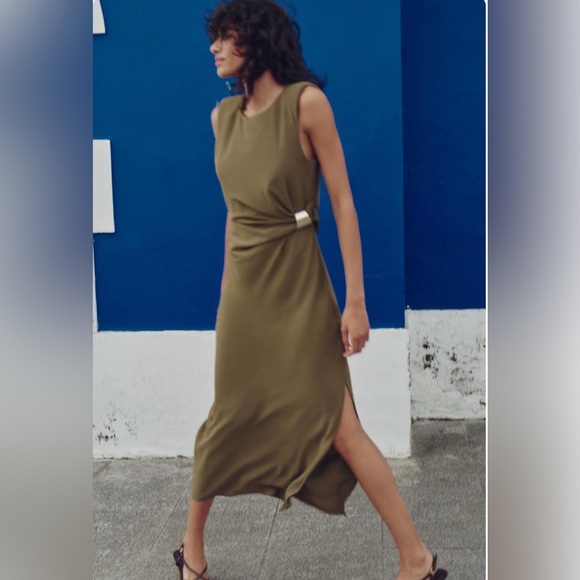 Zara Olive Green Shoulder Pad Midi Dress – Size Small – Ref. 3897/162 - Picture 1 of 14